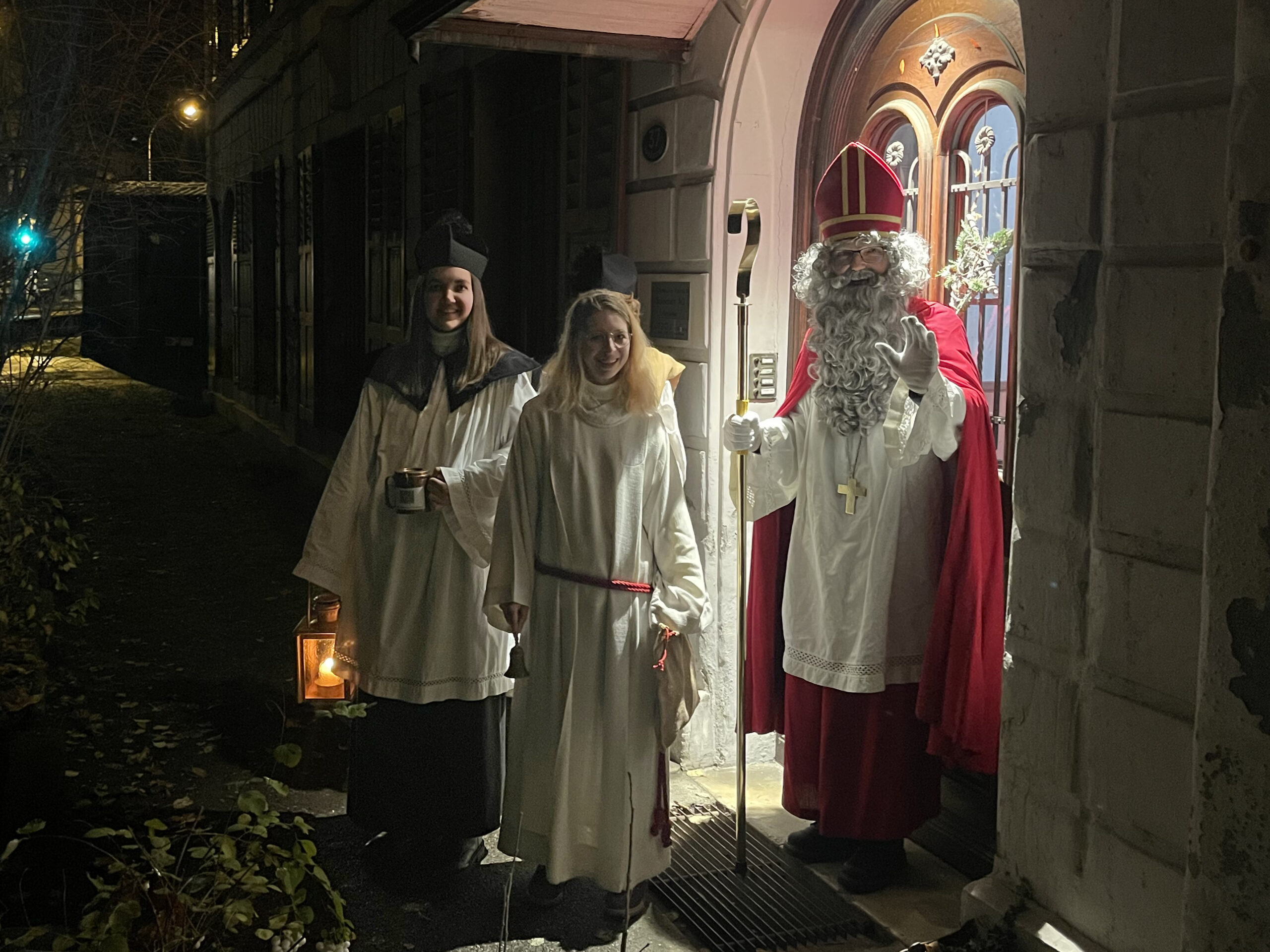 Samichlausgruppe Krienser Pfarreien mit Zwergen